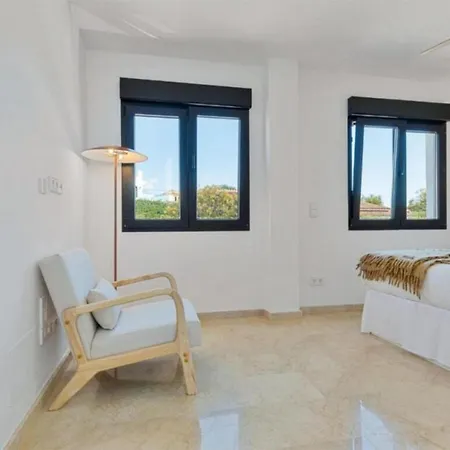 Holiday home Casa Adosada Junto A La Playa A 100 M Del Mar *
